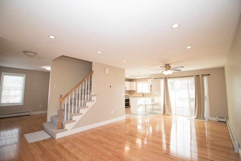 Empty room, Interior, Kitchen, Recessed Lighting, Wood Texture Flooring