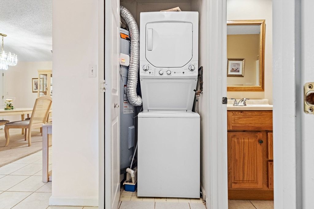 Interior, Utility Closets, Washer