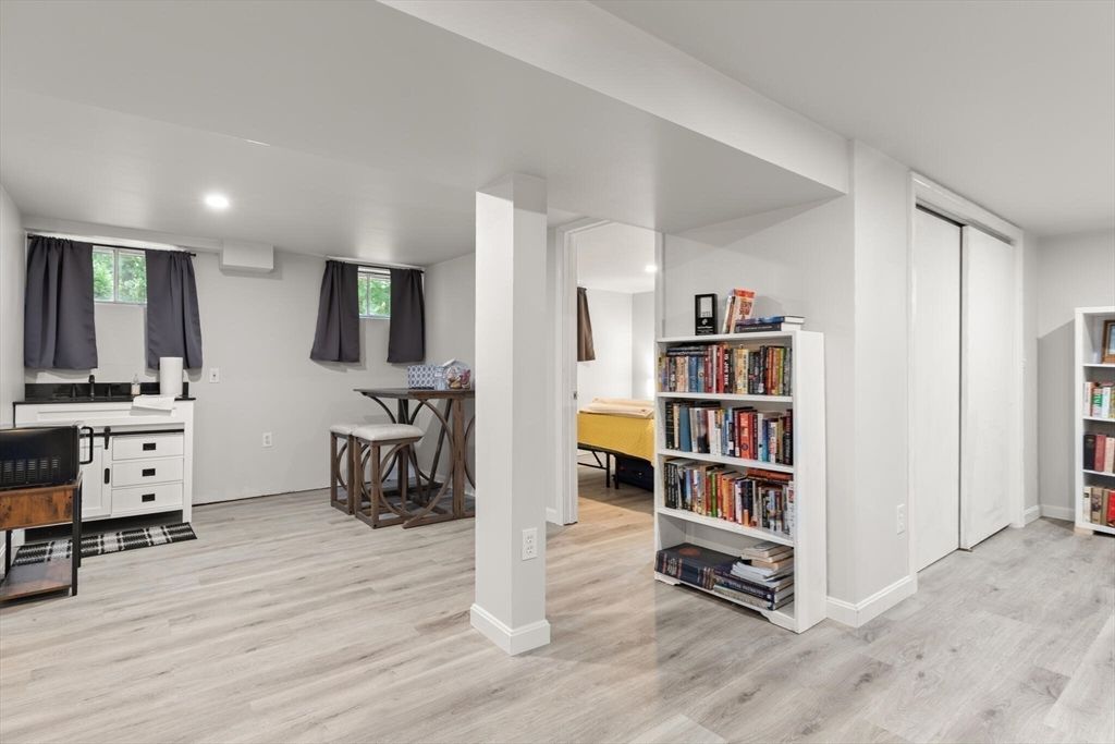 Interior, Utility Closets, Washer