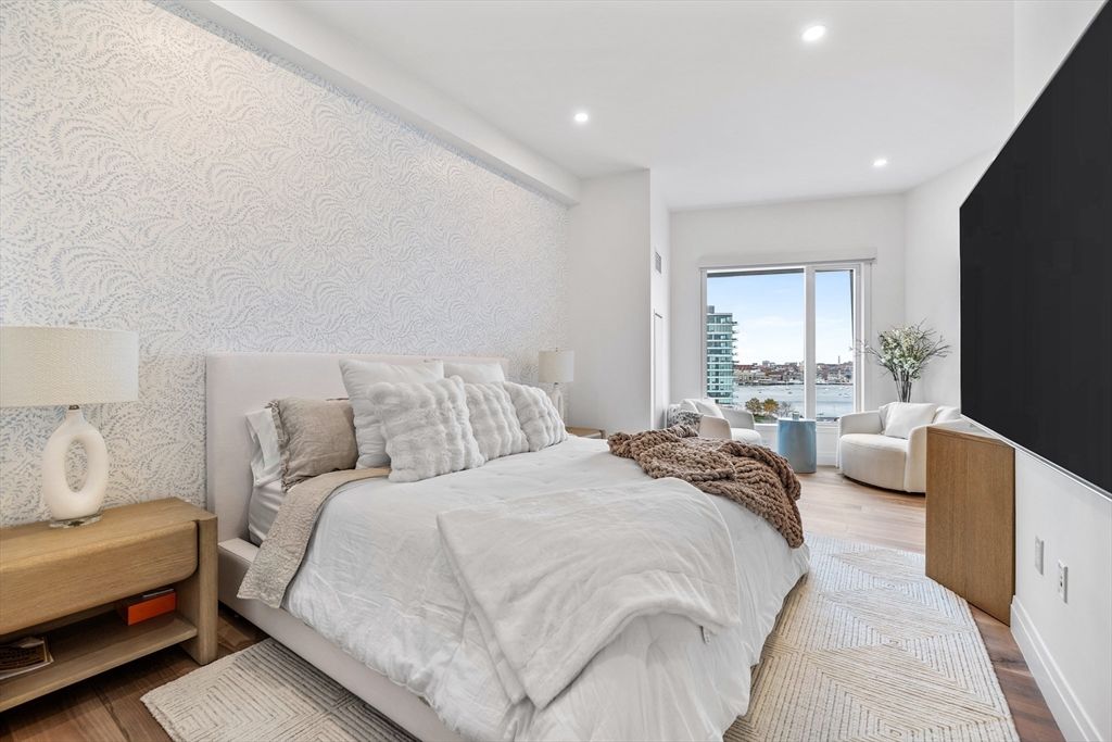 Bedroom, Interior, Recessed Lighting, Water, Wood Texture Flooring