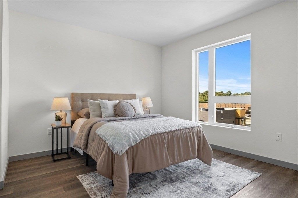 Bedroom, Interior, Water, Wood Texture Flooring