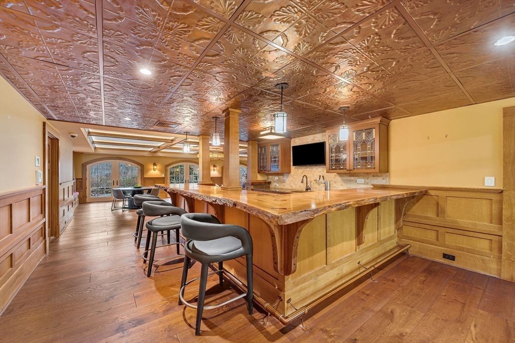 Interior, Pendant Lights, Recessed Lighting, Wood Texture Flooring