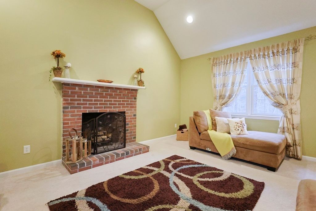 Fireplace, Interior, Recessed Lighting