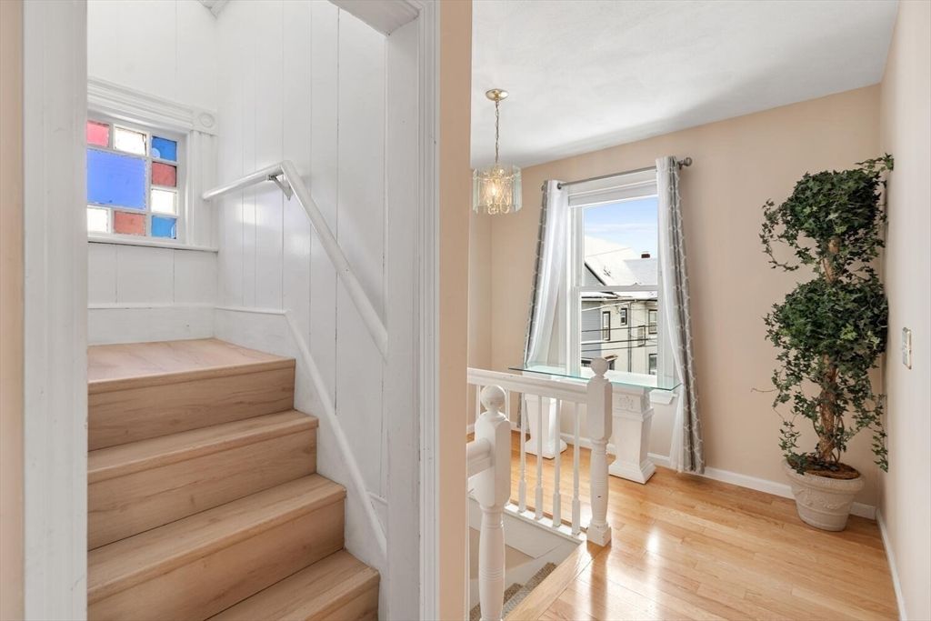 Chandelier, Interior, Wood Texture Flooring