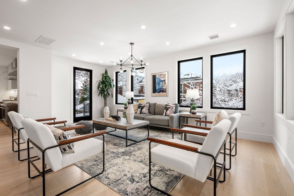 Dining room, Interior, Living room, Pendant Lights, Recessed Lighting, Wood Texture Flooring