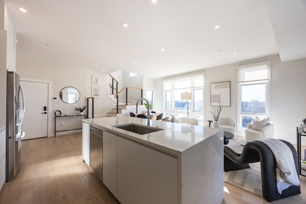 Interior, Kitchen, Living room, Recessed Lighting, Wood Texture Flooring