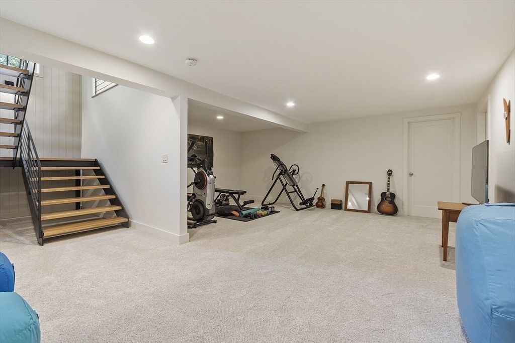 Fitness Equipment, Interior, Recessed Lighting