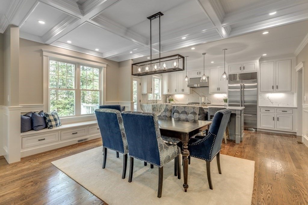 Chandelier, Dining room, Interior, Kitchen, Pendant Lights, Recessed Lighting, Stainless Steel Appliances, Wood Texture Flooring