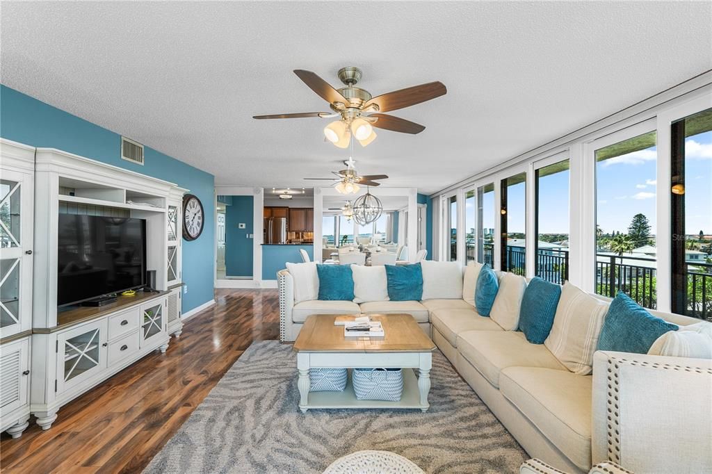 Dining room, Interior, Living room, Wood Texture Flooring