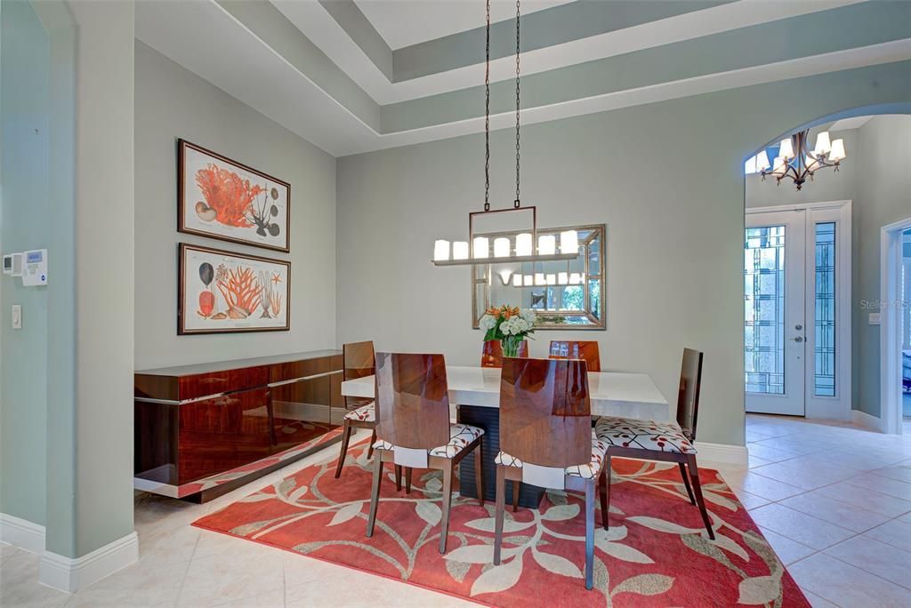 Chandelier, Dining room, Interior, Pendant Lights