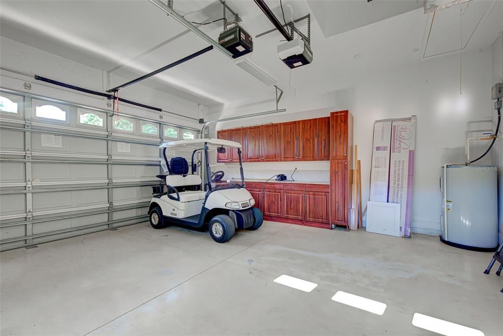 Garage, Interior