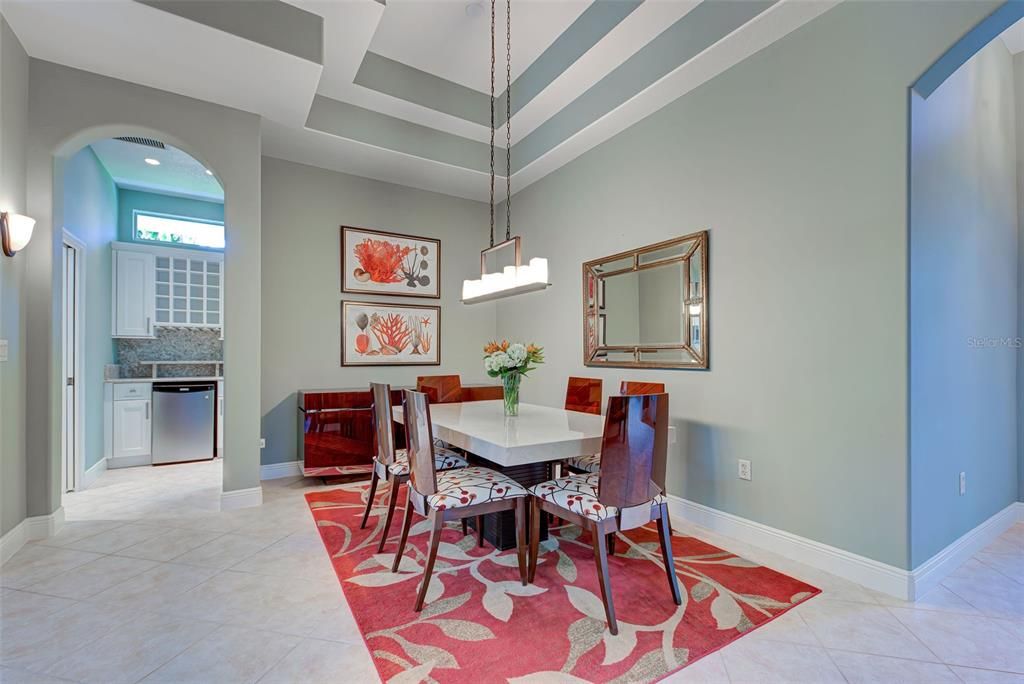 Dining room, Interior, Pendant Lights, Recessed Lighting