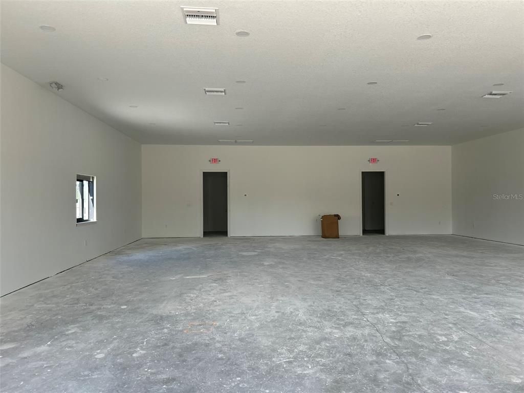 Empty room, Interior, Recessed Lighting