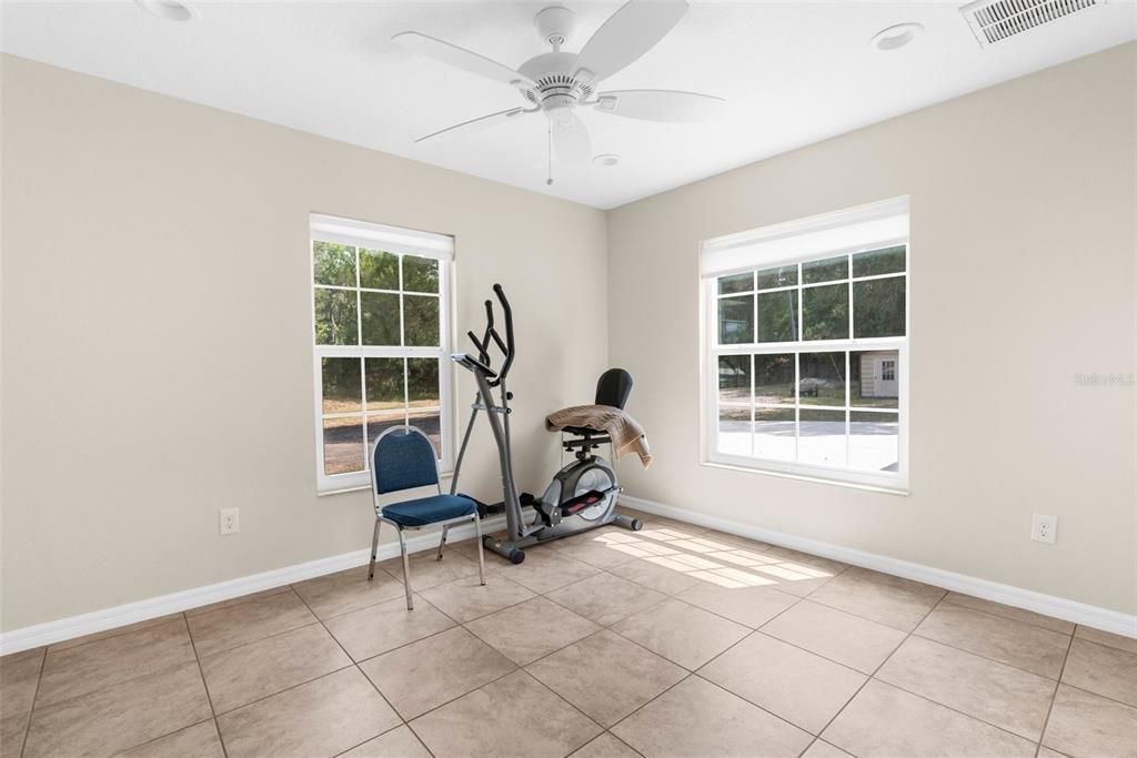 Fitness Equipment, Interior, Recessed Lighting