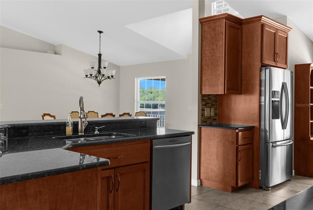 Chandelier, Interior, Kitchen