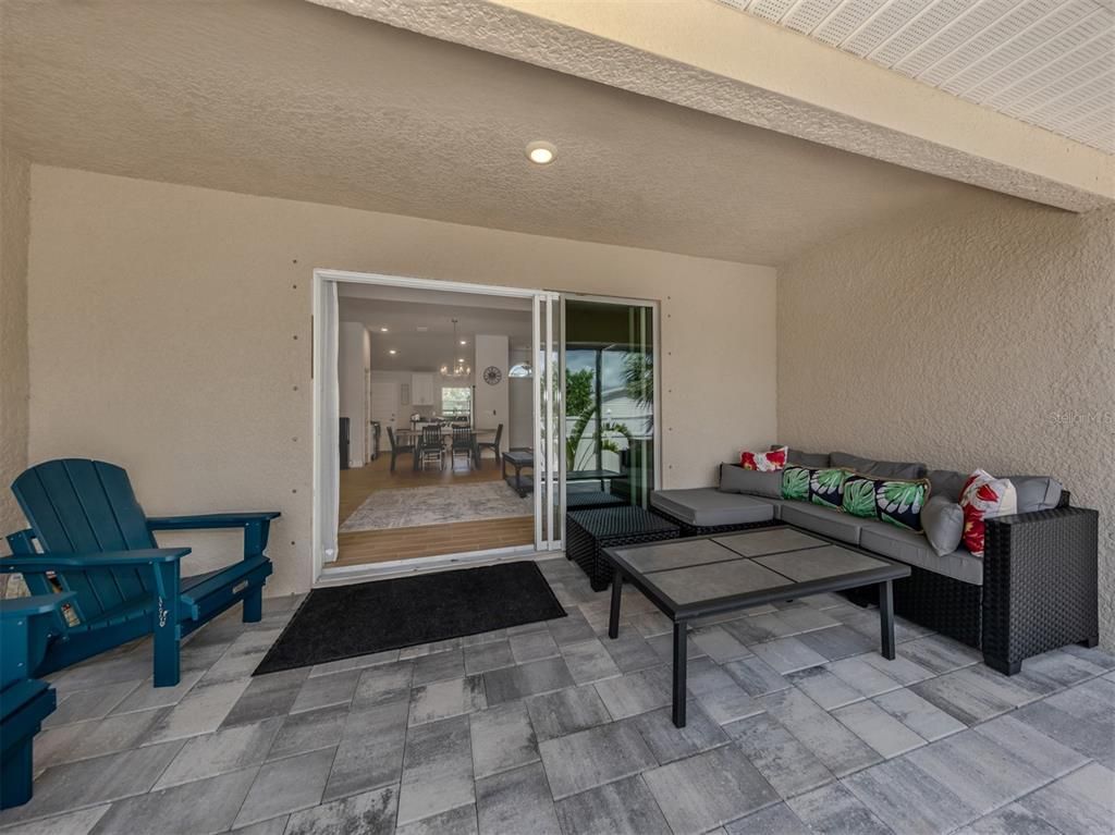 Exterior, Recessed Lighting