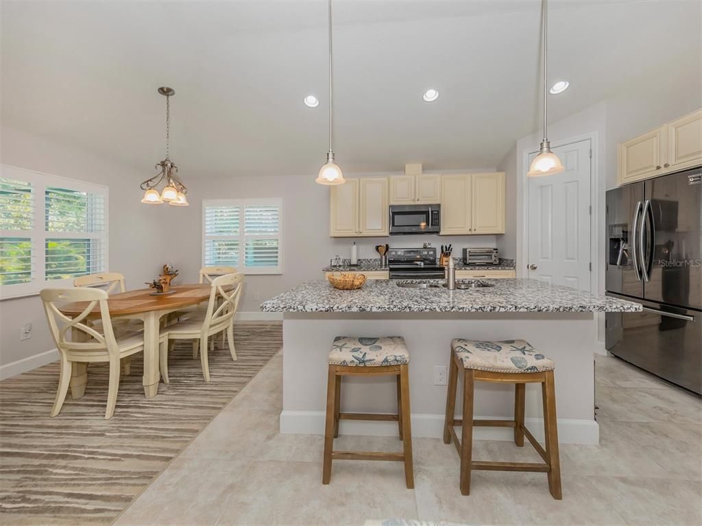 Dining room, Interior, Kitchen, Pendant Lights, Recessed Lighting