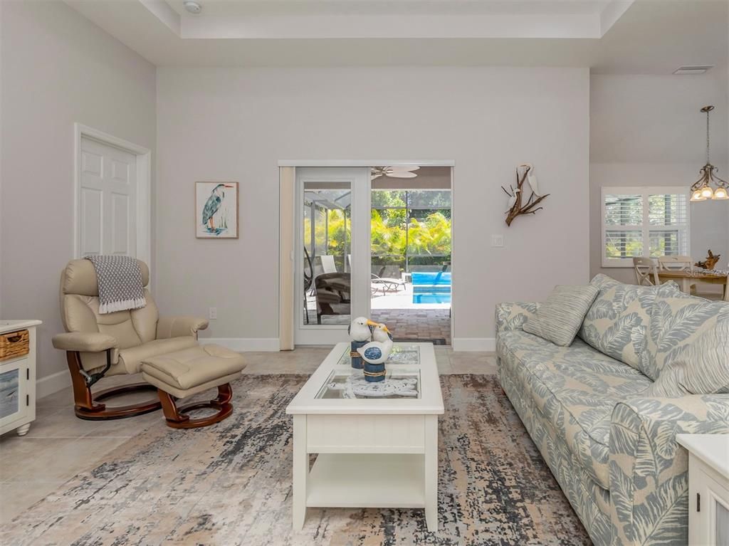 Interior, Living room, Pendant Lights