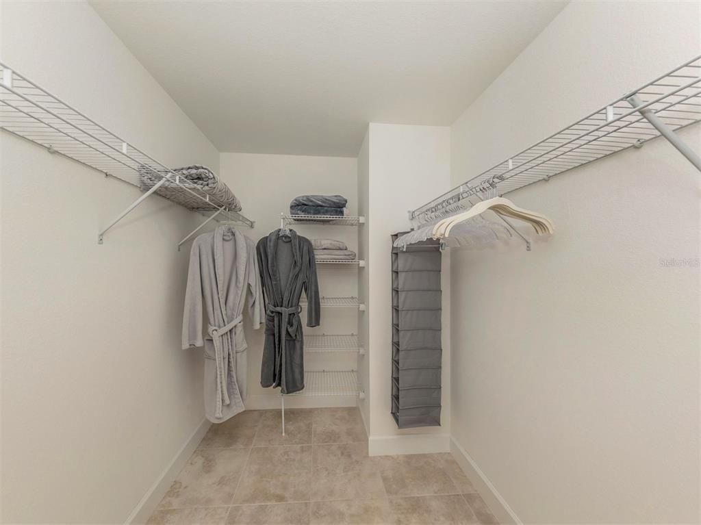 Interior, Walk-in Closets