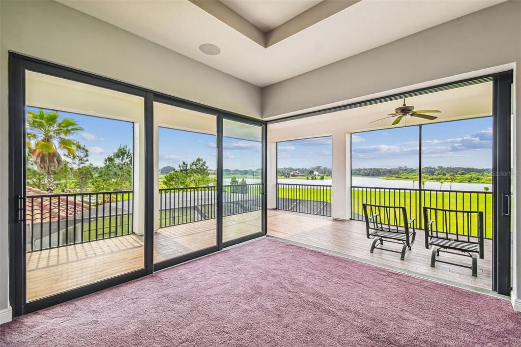 Interior, Sun Room, Water, Wood Texture Flooring