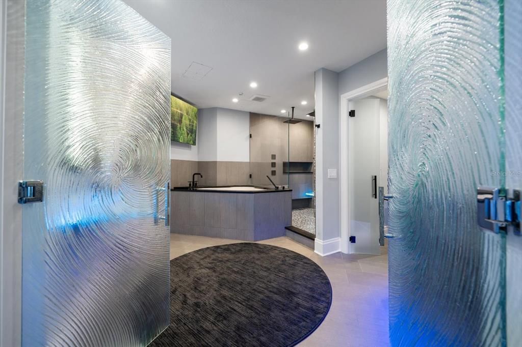 Bathroom, Interior, Recessed Lighting