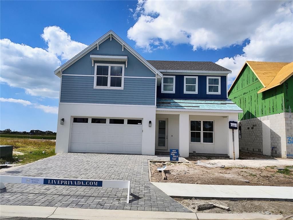 Attached, Exterior, Facade, Farmhouse