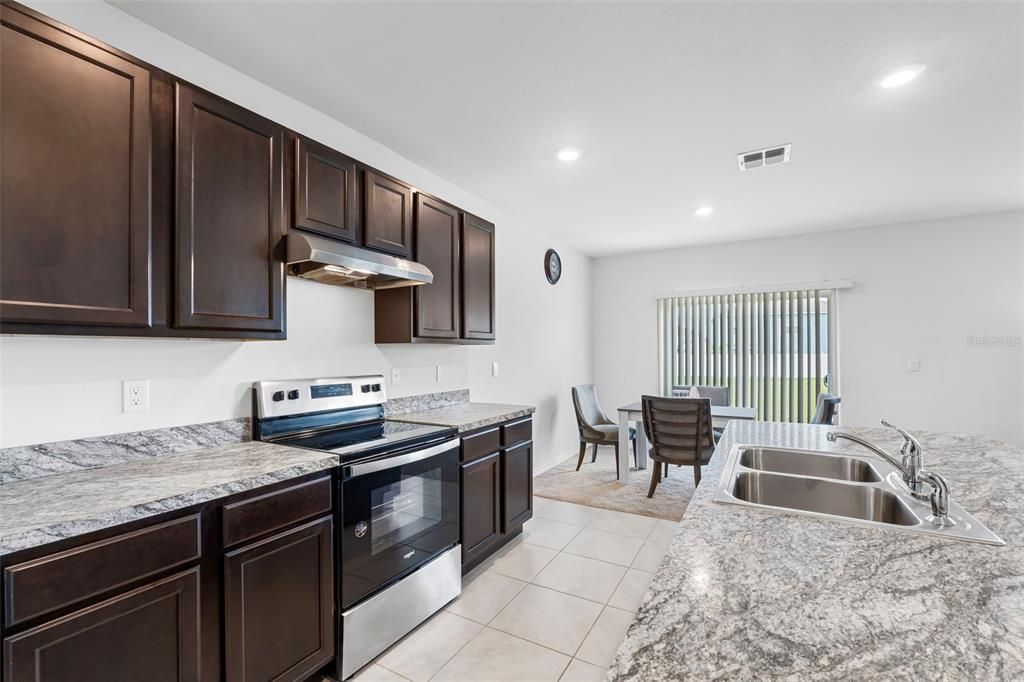 Dining room, Interior, Kitchen, Recessed Lighting