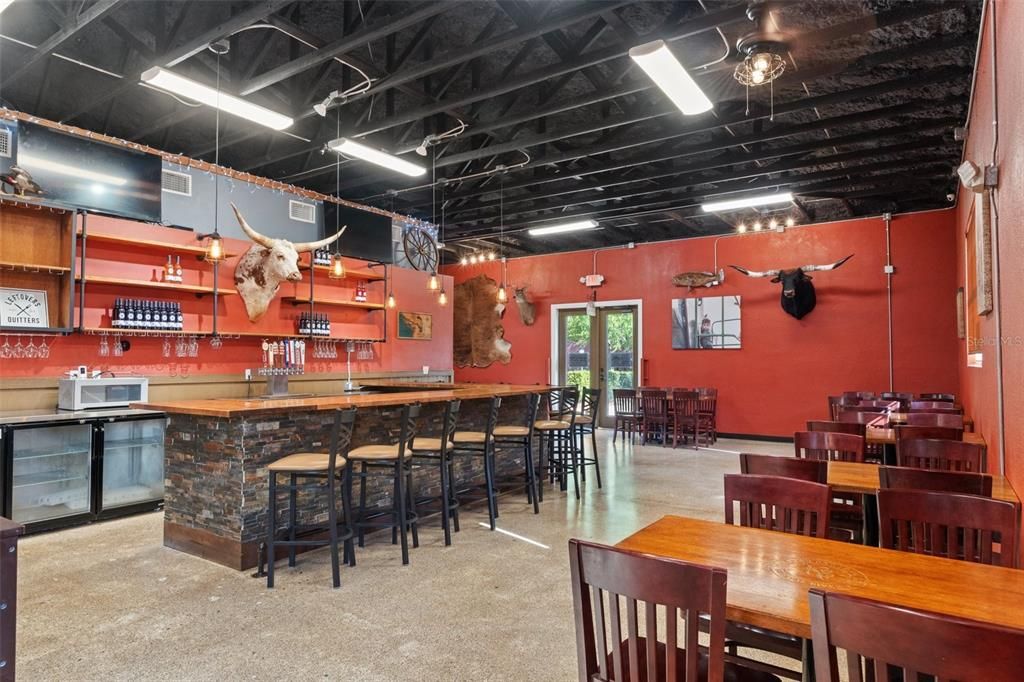 Dining room, Interior, Recessed Lighting