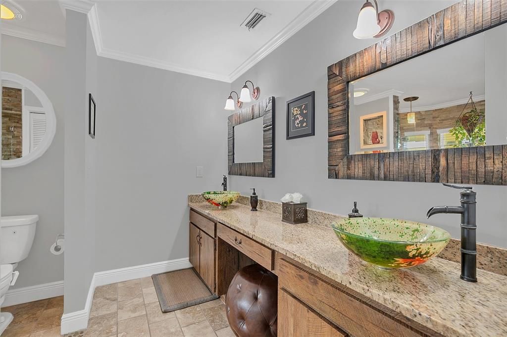 Bathroom, Dual Sink Vanities, Interior
