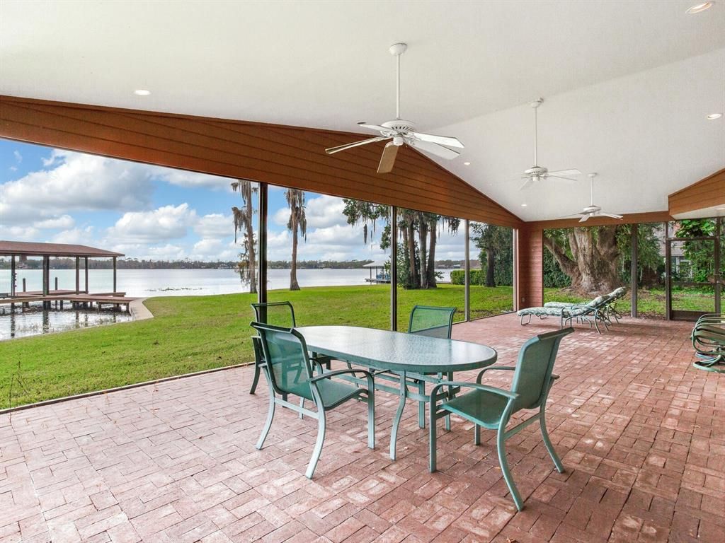 Exterior, Recessed Lighting, Sun Room, Water