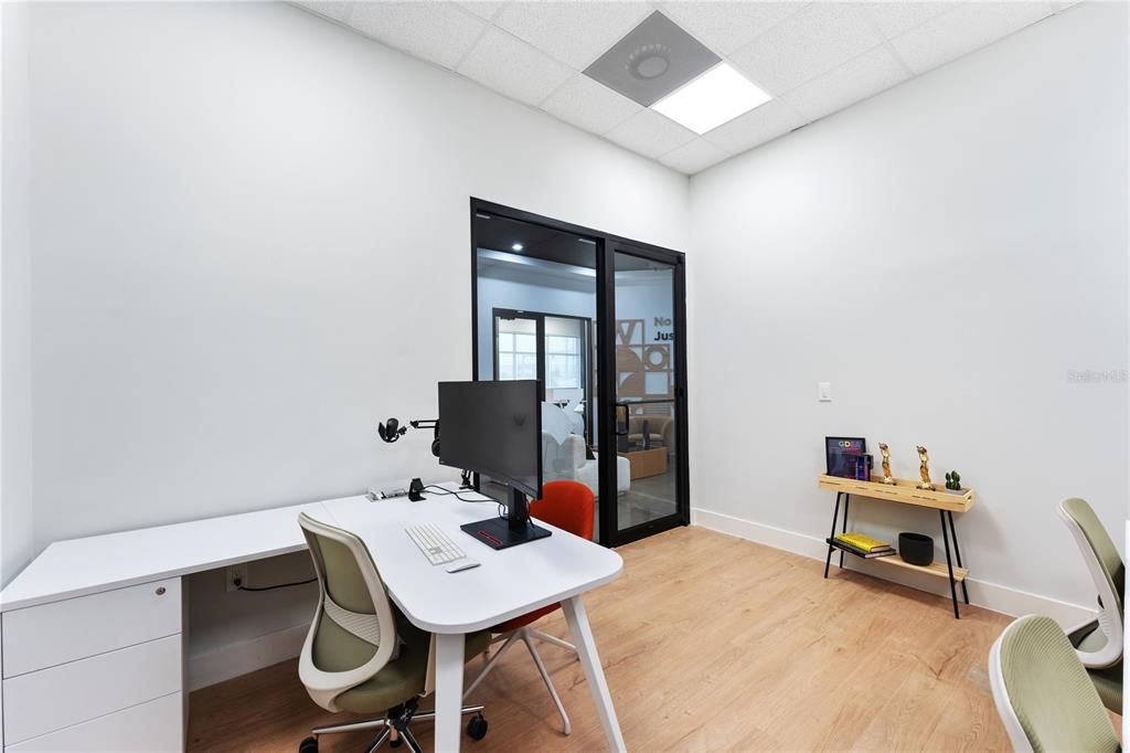 Home Office, Interior, Recessed Lighting, Wood Texture Flooring