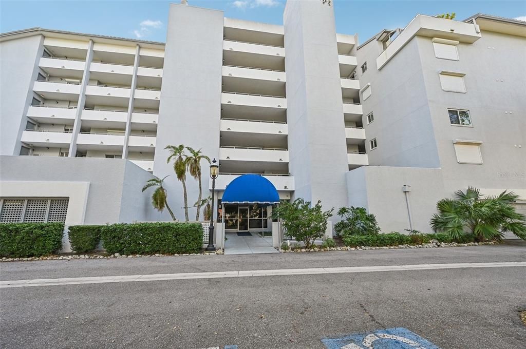 Exterior, Facade, Condo Building