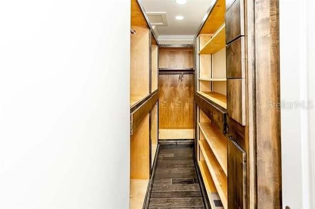 Interior, Recessed Lighting, Walk-in Closets