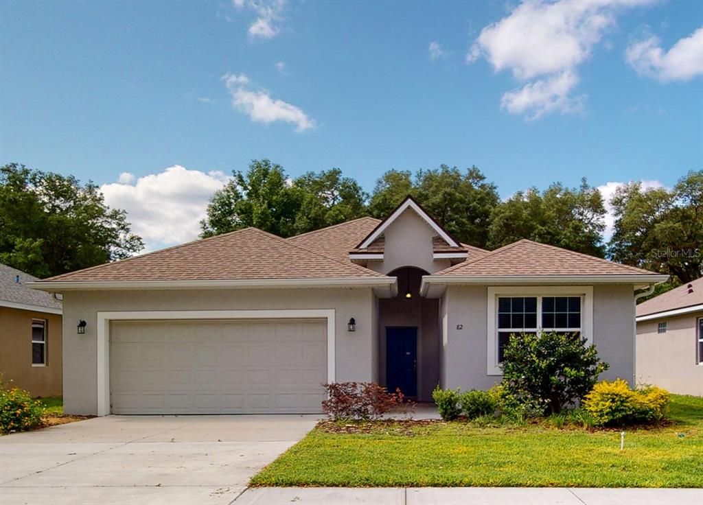 Attached, Exterior, Facade, Ranch