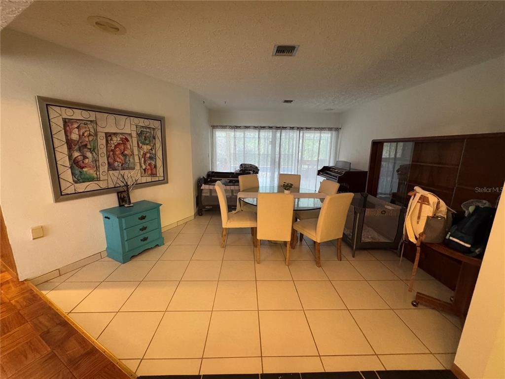 Dining room, Interior