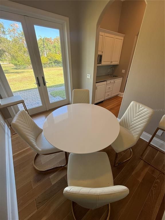 Dining room, Interior, Wood Texture Flooring
