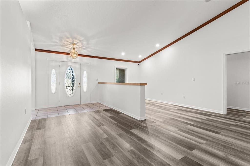 Empty room, Interior, Recessed Lighting, Wood Texture Flooring