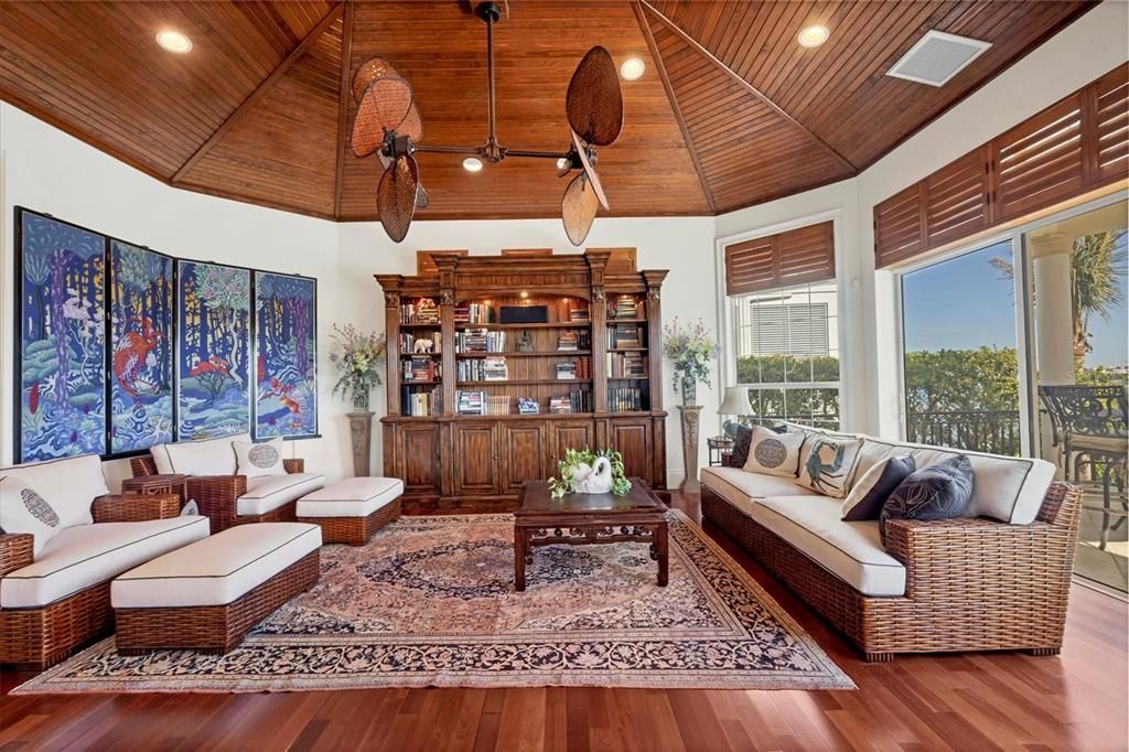 Interior, Living room, Pendant Lights, Recessed Lighting, Wooden Ceilings, Wood Texture Flooring