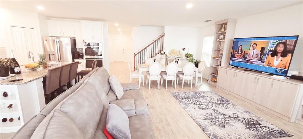 Dining room, Interior, Kitchen, Living room, Recessed Lighting, Wood Texture Flooring