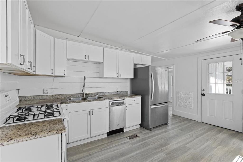 Interior, Kitchen, Wood Texture Flooring