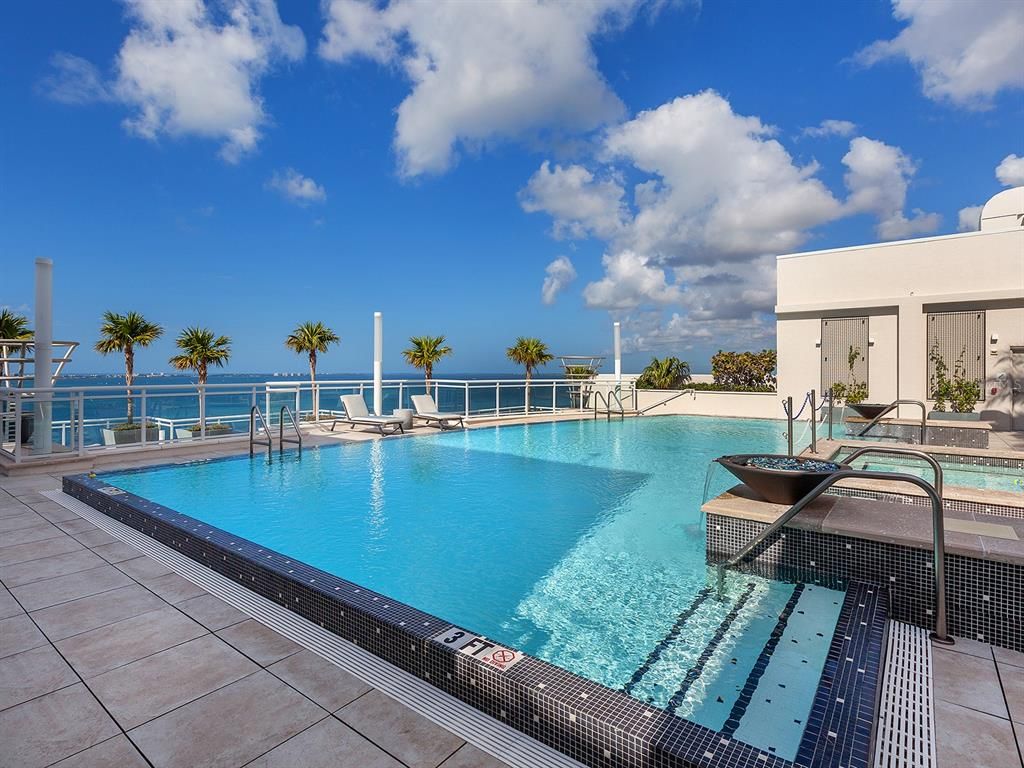 Exterior, Pool, Water