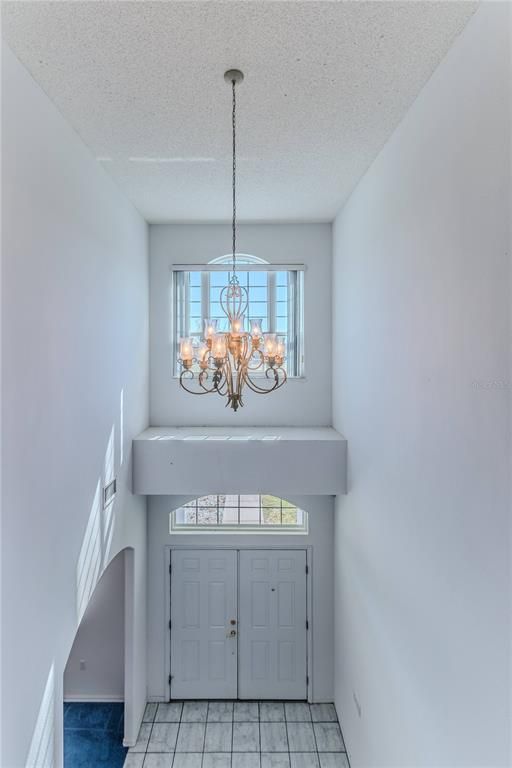 Chandelier, Interior