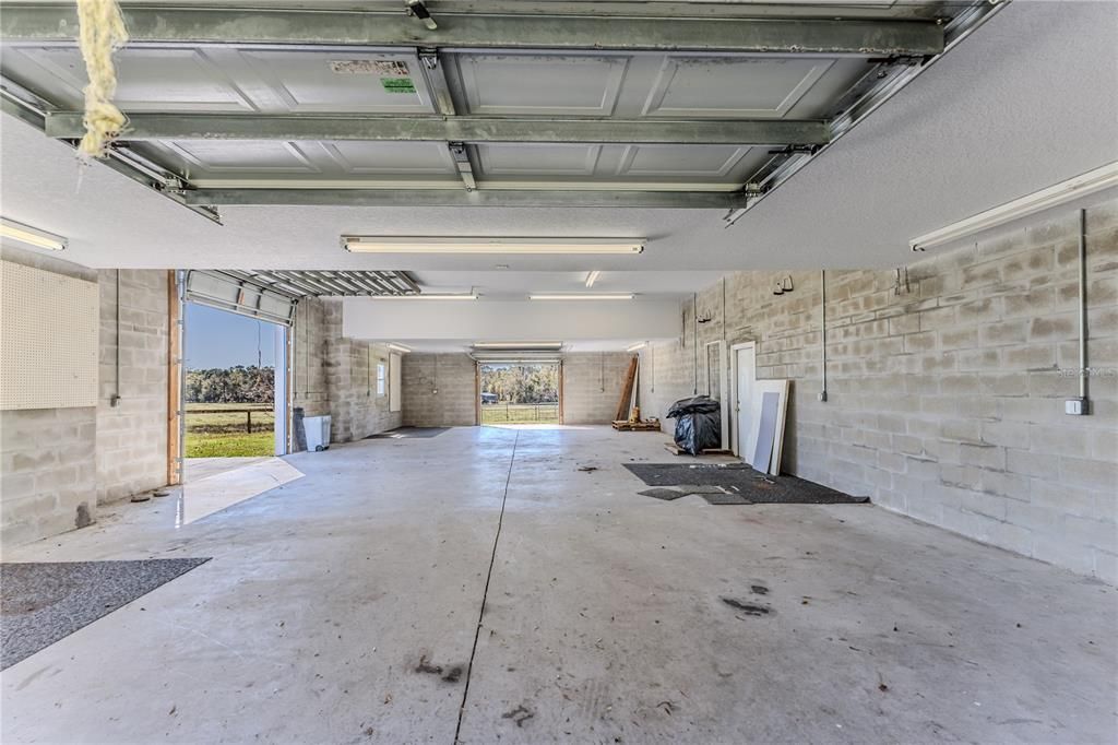 Garage, Interior, Stone Walls