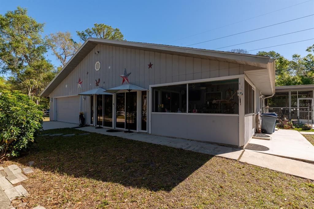 Backyard, Detached Garage, Exterior