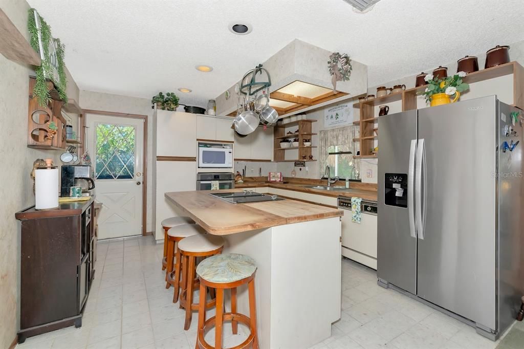 Interior, Kitchen, Recessed Lighting