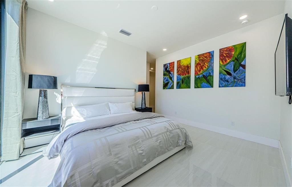 Bedroom, Interior, Recessed Lighting