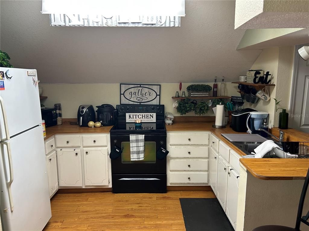 Interior, Kitchen, Wood Texture Flooring