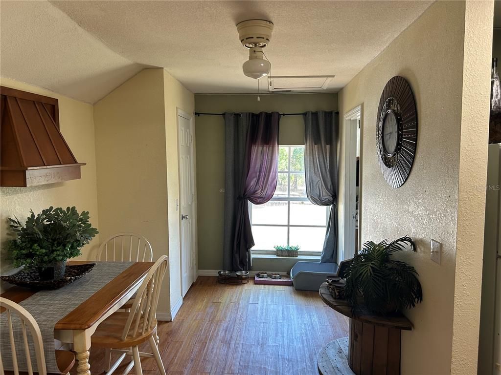 Dining room, Interior, Wood Texture Flooring