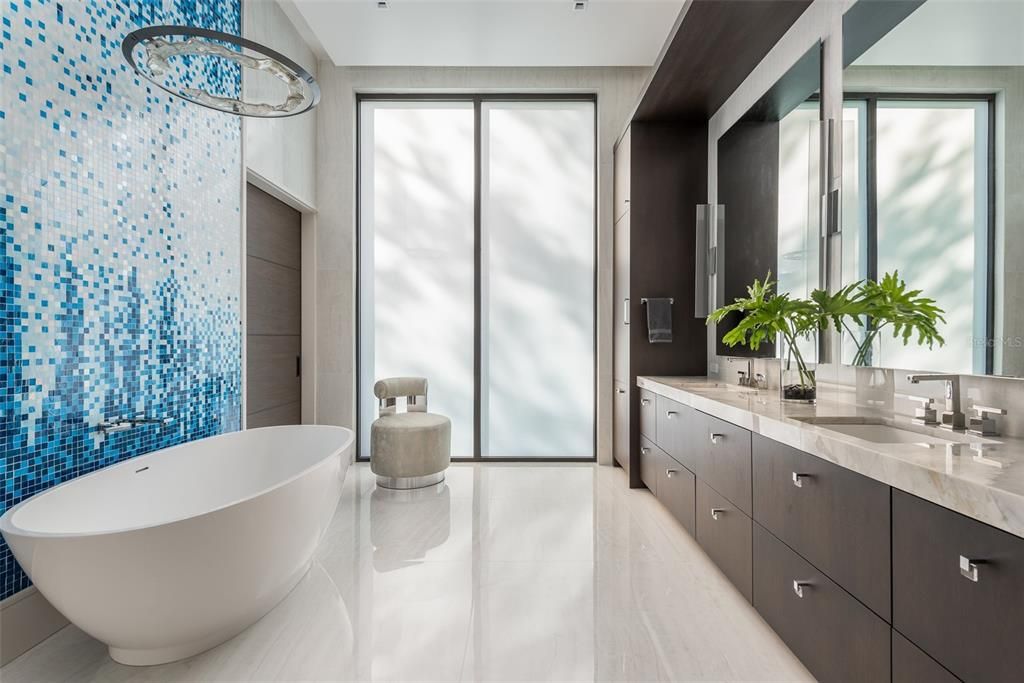 Bathroom, Dual Sink Vanities, Free Standing Baths, Interior, Pendant Lights