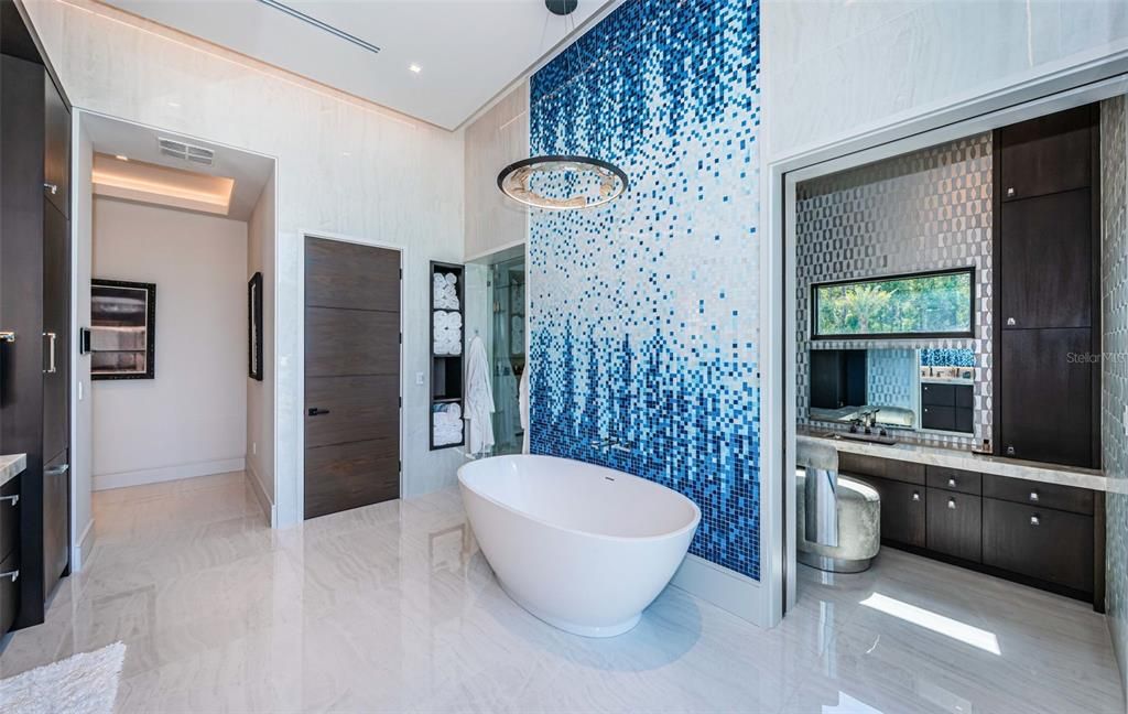 Bathroom, Free Standing Baths, Interior, Marble, Recessed Lighting